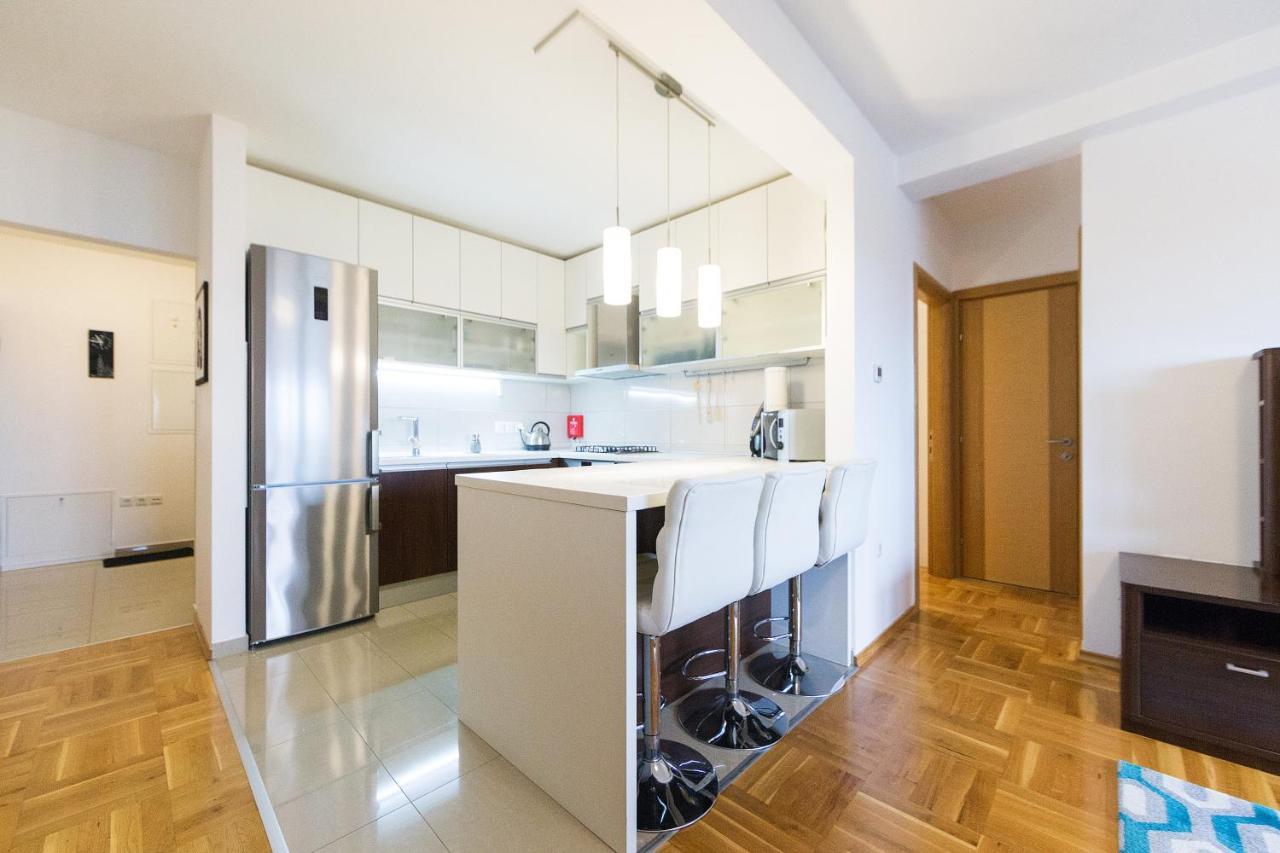 Appartement Oscar à Osijek Extérieur photo