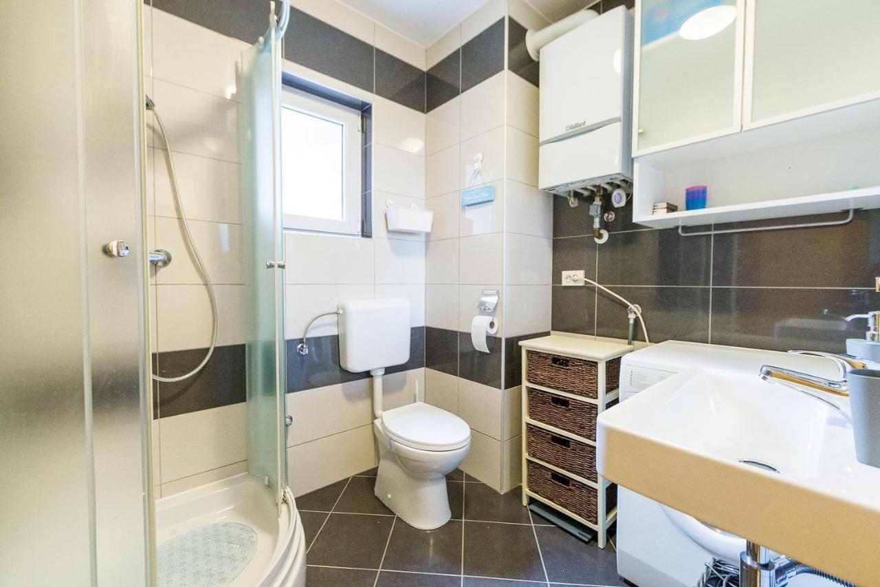 Appartement Oscar à Osijek Extérieur photo